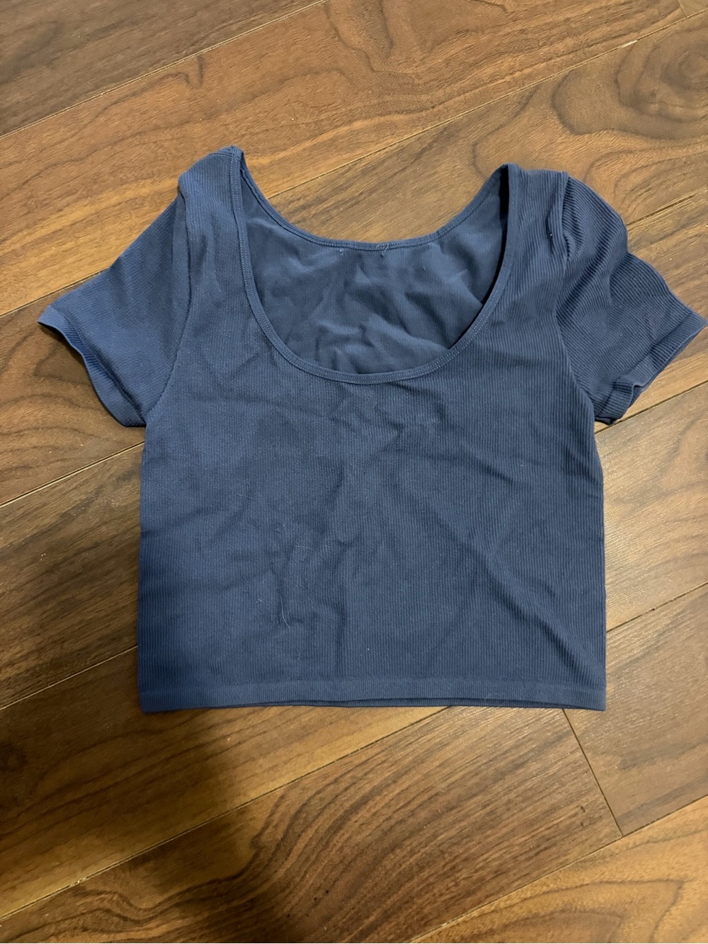 Scoop Neck Ribbed Crop Top in Navy